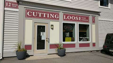 Jobs in Cutting Loose Hair Designs - reviews